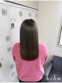  &nbsp;&nbsp;&nbsp;艶感グレージュストレート