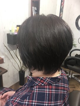 ロヘア(LOHEA) ふんわりショート