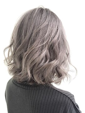 アヴァンスクロス あべのルシアス店(AVANCE.CROSS) グレージュ×ラフウェーブ×レイヤーボブ