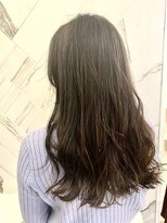 アッシュグレーロング/コトリベージュ/ Zina CENTRAL出口