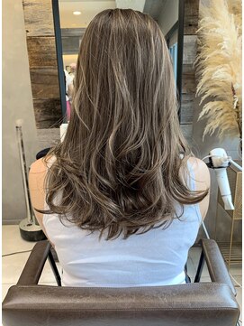 トルネード(TORNADO) ミルクティーグレージュハイライトレイヤー