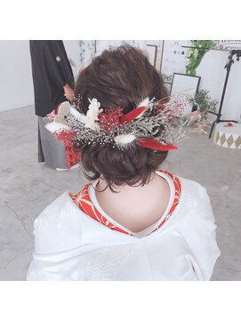 ミヤタ美容室(MIYATA) 和装×ゆるふわシニョン×ドライフラワー