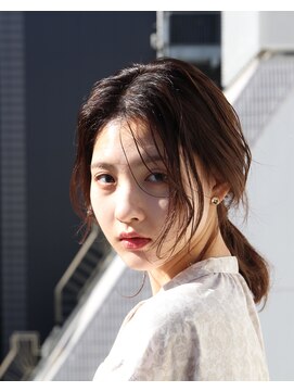 カラー(KOLOR) やんわりローポニーテール