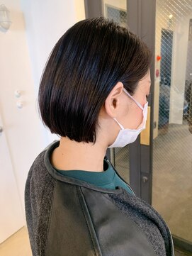 イースエモーション(ease et motion) 【天神 今泉 大名】ぷつっとボブ　ダークヴァイオレット