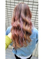 キザシ(KIZASI)&nbsp;光で色が違う？脱白髪染めでどこまでも楽しめるカラーへ