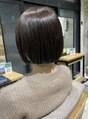 ツウィ(twi) ミニボブ♪ミルクティーグレージュ