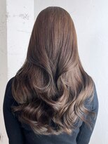 アイティーバイアルバム 藤沢店(IT by ALBUM)&nbsp;美髪ニュアンスカラーグレーベージュレイヤーロング_ba486761