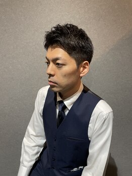 レアロイヤルバーバー(Le' A ROYAL BARBER)の写真/最終受付20時までだから仕事帰りにも通える!仕事の疲れを癒す空間×ケアメニューで至福のひと時を。