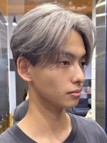 サンクマーケット 渋谷(cinq MARKET)&nbsp;渋谷メンズブリーチカラーハイトーンカラーセンターパート30代