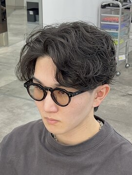 フィフス 仙台(fifth) 仙台メンズパーマルーズパーマシースルマッシュウルフ毛流れ緩め