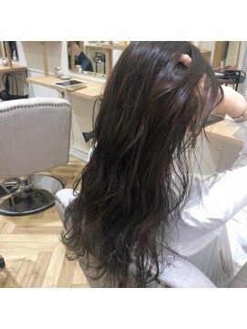 ルアナ ヘア アンド トリートメント(Luana) グラデーショングレージュ
