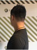 フェードカットスタイル【BARBER-BAR】