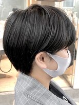 ソーコ 渋谷(SOCO)&nbsp;10代20代30代大人黒髪前下がり耳かけマッシュショート（徳竹）