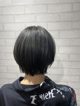 ビスイル 秋葉原店(Vis ill) ハンサムショート/ボブ/ミニボブ/アッシュ/オリーブ/小顔