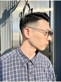 刈り上げ低め 丸み重視のクラシックサイドパートスキンフェード