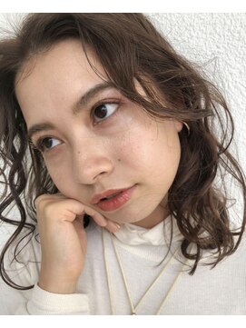 キズキ(KIZUKI) 柔らかベージュヘア☆