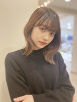 スウィートラヴィール(Sweet Ravir) クリーミーベージュ×外ハネ