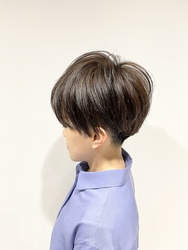 オペラバイジーナ(OPERA by ZINA) 刈り上げショート