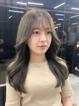 アリュウル 表参道(ALLURE) 赤み無し!オリーブベージュ×くびれヘア《佐藤》