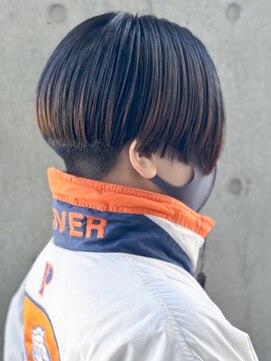 オーク 学芸大学(OAK) センター分け 前髪なし ハンサムショート 刈り上げマッシュ