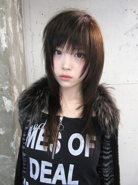 コードプラスリム(CODE+LIM) レイヤーカット/ブラウンカラー/顔周りカット