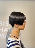 ショートボブ