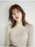 シースルーバングヘーゼルブラウンフェミニンロングボブ　祐天寺