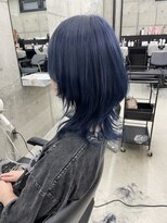 リノート バイ エゴル 名古屋(LINOET by ENGOL)&nbsp;【手島カミラ】1ブリーチでできるネイビー