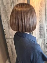 ナフィ バイ エイム 町田店(Nafie by eim) 丸みショートボブ×やわらかブラウンで魅せる品よく弾む大人ヘア