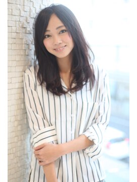 フォルテ 藤枝エピ店 大人っぽく可愛いセンターパート