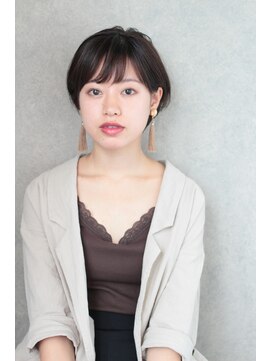ルーツマーチン(ROOTSmartin) 女性らしいハンサムショート