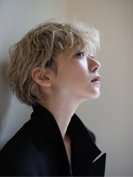 シアン 栄店(CYAN.) 【CYAN.】ハイトーンカラー×ショートパーマ