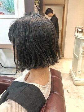 ディスオモテサンドウ 表参道(This OMOTESANDO) ミニボブ【表参道】山本