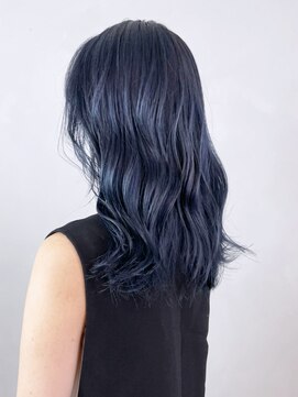 アイティーバイアルバム 松戸店(IT by ALBUM) ネイビーロング_くびれヘアビタミンカラー_ba339781