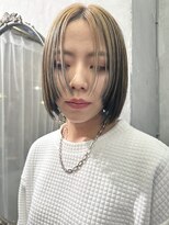 レティ(lety)&nbsp;ミニボブ切りっぱなしボブハイライトベージュカラーショートボブ