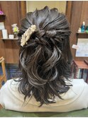 ハーフアップ