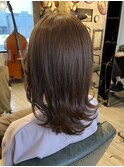 オリーブベージュ×ミディアム