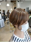 ショートボブ