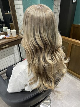 ウォルト(WALT) ミルキーブロンド