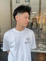 シオ ヘアー デザイン(Sio. hair design)&nbsp;前髪をあげてすっきり刈り上げショート