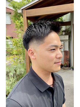 リチウム(Lithium) アップバング*スキンフェード