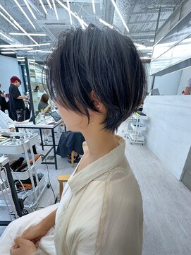 ビューナゴヤ 名駅(VIEW NAGOYA) 黒髪カタログ/ボブルフ/小顔に見せるヘア/ワンレン