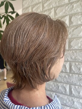 松本平太郎美容室 国立店 ミセスグレイカラー　ミディアムボブ