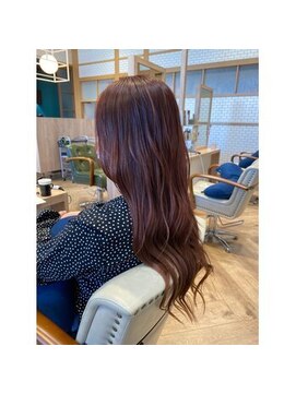 カシータフロル 守山(Casita flor) ロングウェーブ×艶髪×レッドブラウン(^^)/