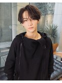 ミディアム　ニュアンスパーマ　センターパート　スパイラル