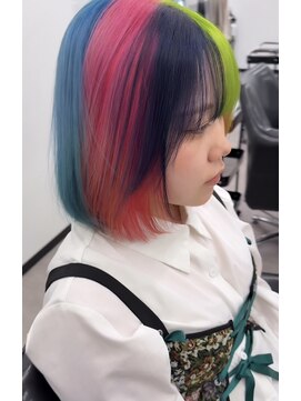 バズ サッポロ バイ フィーネ(BuzZ sapporo by Fi-Ne) 多色レイヤーデザインボブ