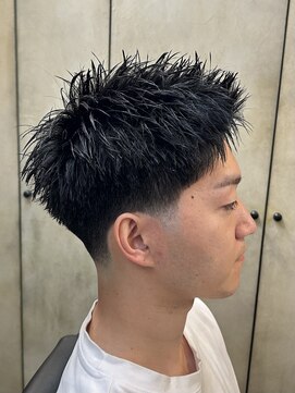 ドルクス 上野店(Dorcus) テーパーフェード/ベリーショート/スパイキーショート
