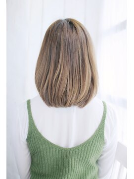 シュシュット(chouchoute) オン眉デザインカラー切りっぱなしボブ美髪マッシュウルフ/139