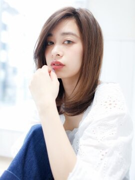 ネオリーブ クーロ(Neolive curro) まとまる♪結べる♪鎖骨ミディアム★