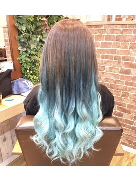 ラピス テラス 渋谷(Lapis terrace) エクステで作るグラーデーション